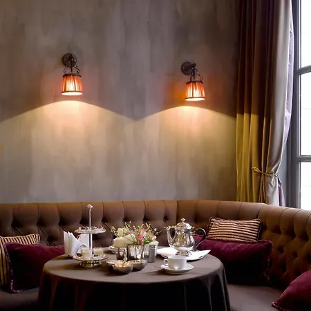 The Pand - Charming Boutique 4* Bruges
